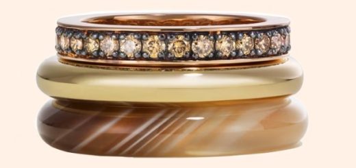 A Pariah ring with Botswana agate
