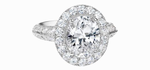 кольцо с кристаллами кубического циркония