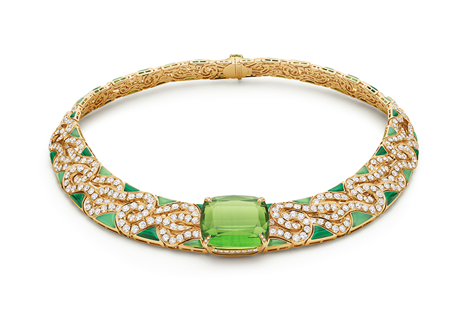 Колье Bvlgari Colour Treasures с перидотом 60,71 карата